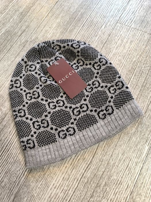 Fes/ căciulă Gucci