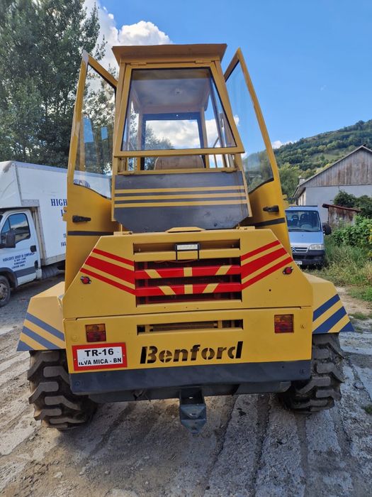 Dumper 4x4 Benford