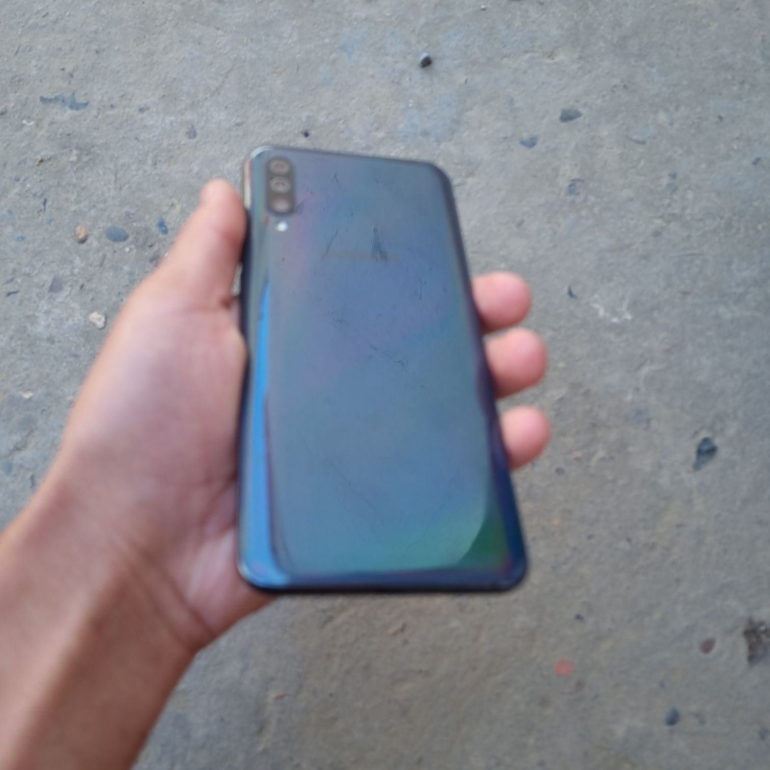 Samsung Galaxy A50 sotiladi