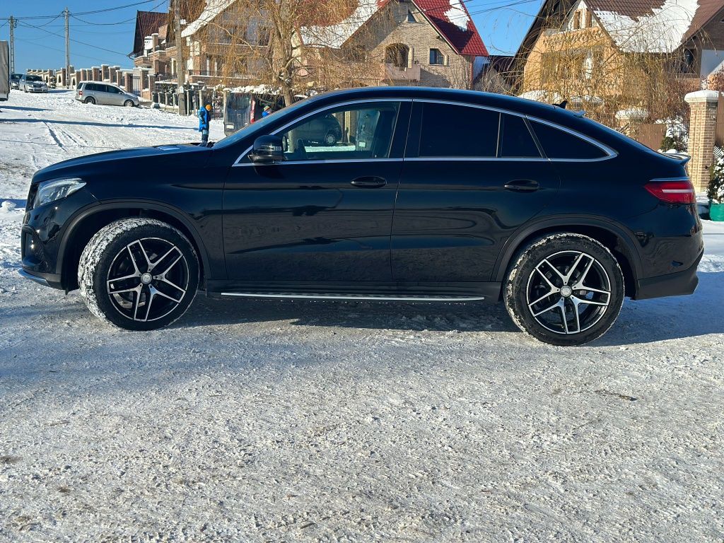 Vând Mercedes GLE 2018