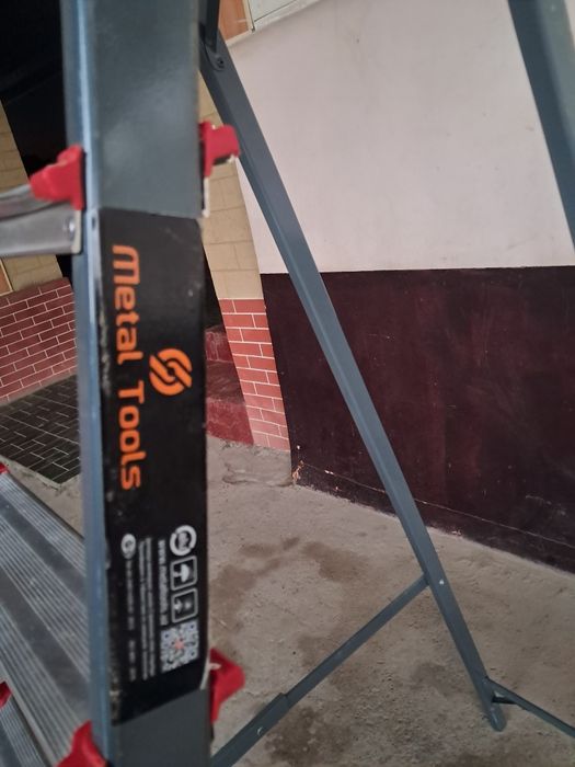 Лестница продаётся Нарвон сотилади