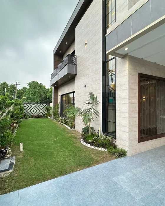 Сдаётся Евродом 6-соток на Саламатина