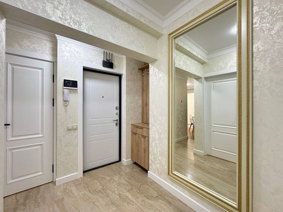 Ц-12 Продается 2 комнатная квартира ремонт Камолон Ош Лабзак