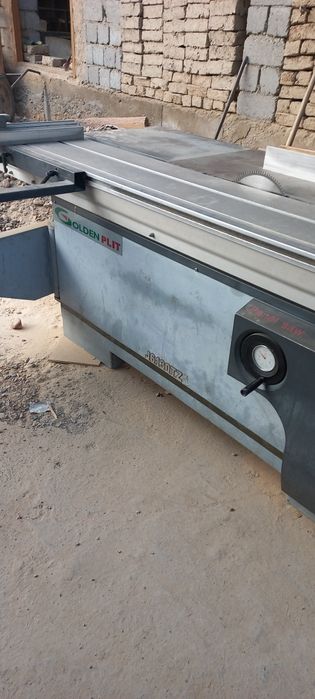 Duhpilniy stanok sotiladi