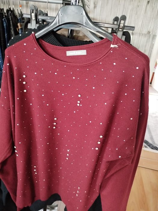 Блуза с камъни с дълъг ръкав