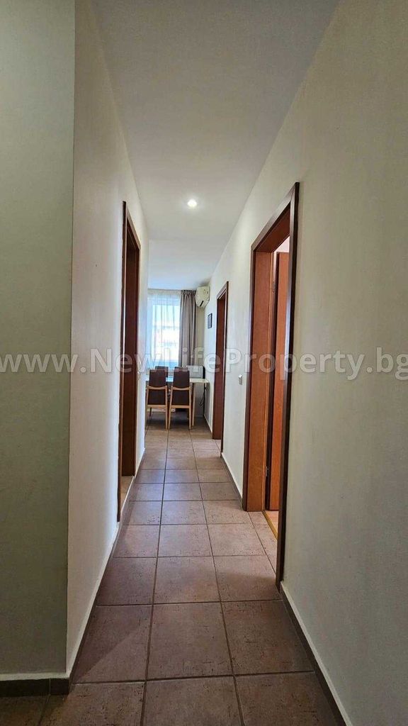 Продава се Тристаен апартамент в к.к. Слънчев бряг - 65 кв.м за 1124 €/кв.м - Снимка #2