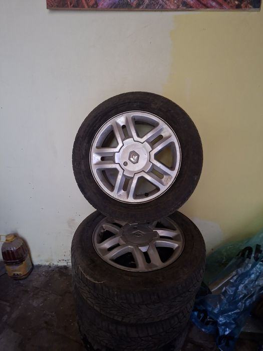 Jennifer,de aluminiu,cu cauciucuri de iarna