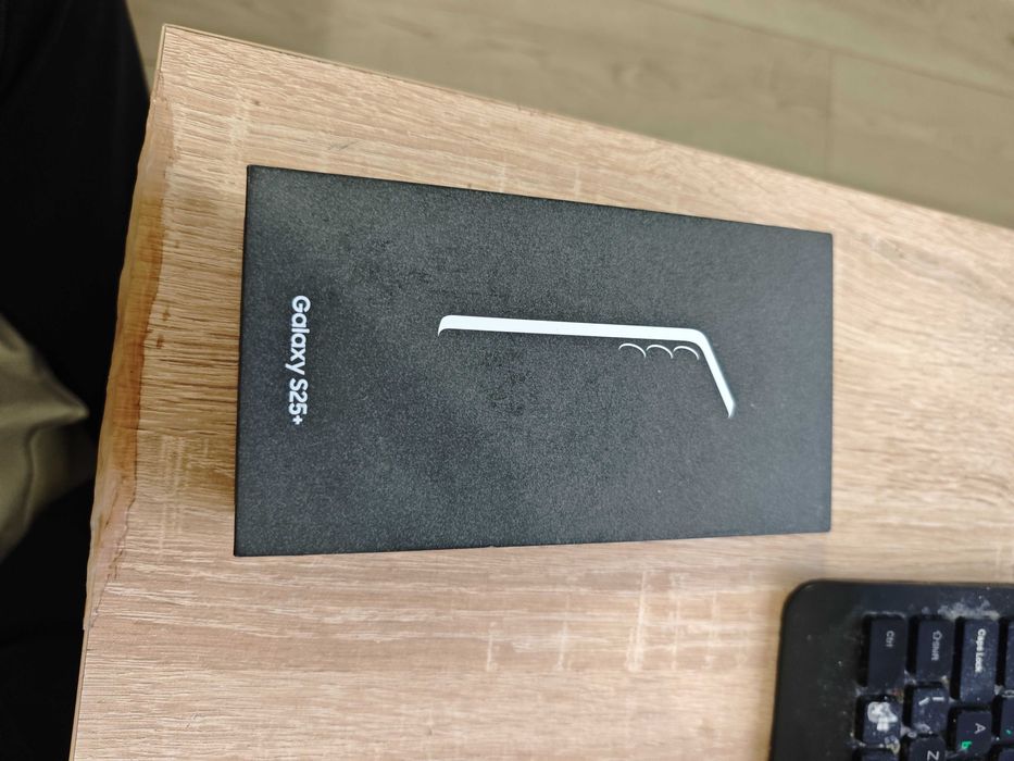 samsung galaxy s25+ 256gb silver shadow