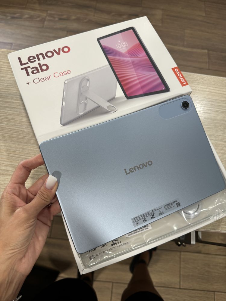 Tableta Lenovo Tab, 4GB RAM, 64GB, Polar Blue + Clear Case, NOUA!