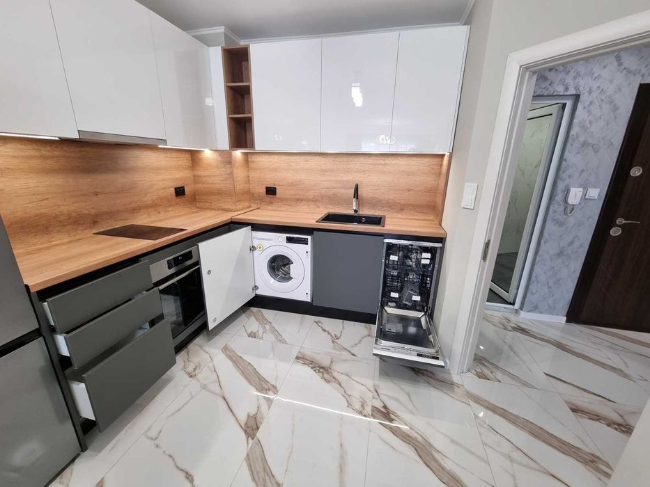 Дава се под наем Двустаен апартамент в София, Надежда 1 - 68 кв.м за 425 € - Снимка #2