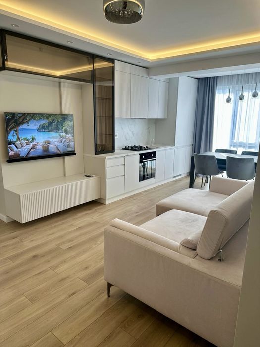 Vand apartament de Lux 3 Camere | Vedere Panoramică | Suceava