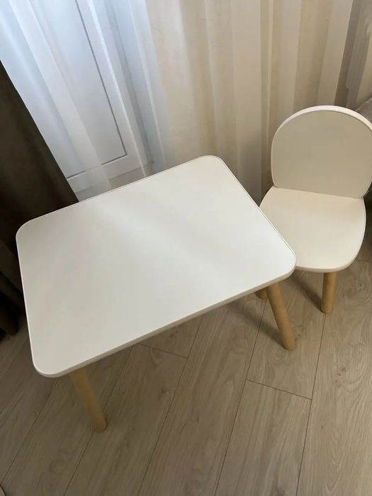 Скидки на Детский комплект стол и стул