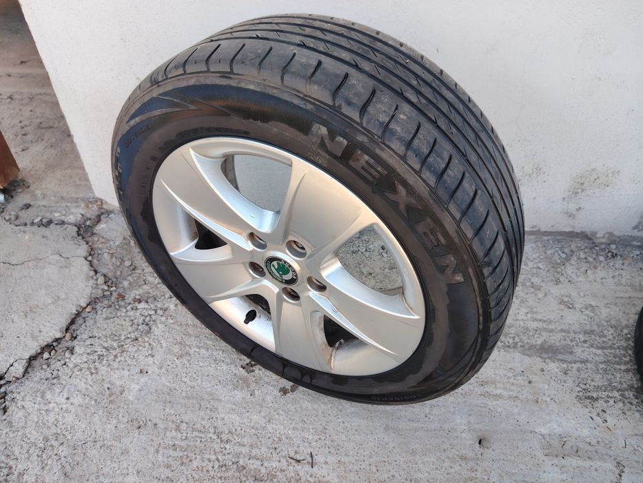 OCAZIE! 4 Cauciucuri vară 205 55 R 16 | Anvelope R16 Nexen