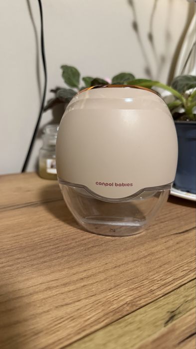 Електрическа помпа за кърма Canpol babies Hands-free