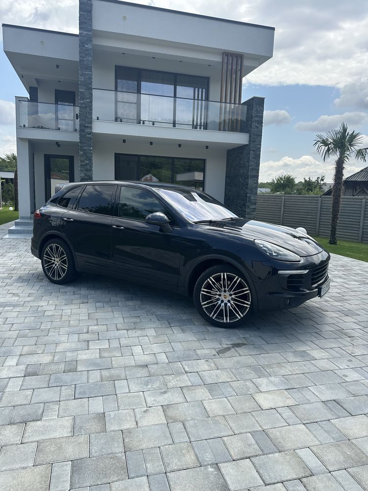Porsche cayenne