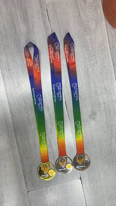 Sport musobaqalari uchun medallar