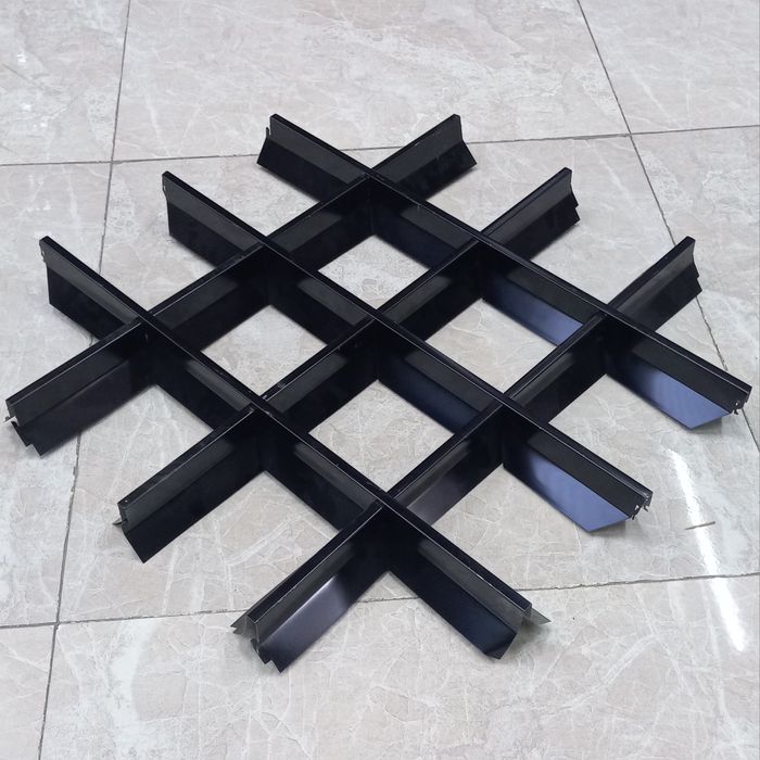 Грилято Пирамидальный, Piramidasimon Grilyato