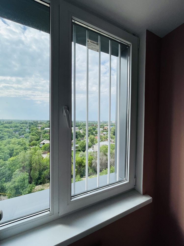 Решетки на окна для защиты детей от выпадения в Алматы