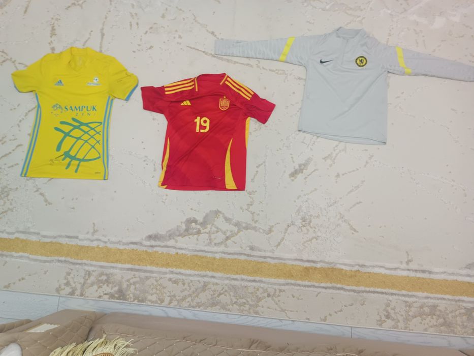 Футбольные формы с хорошей качествой