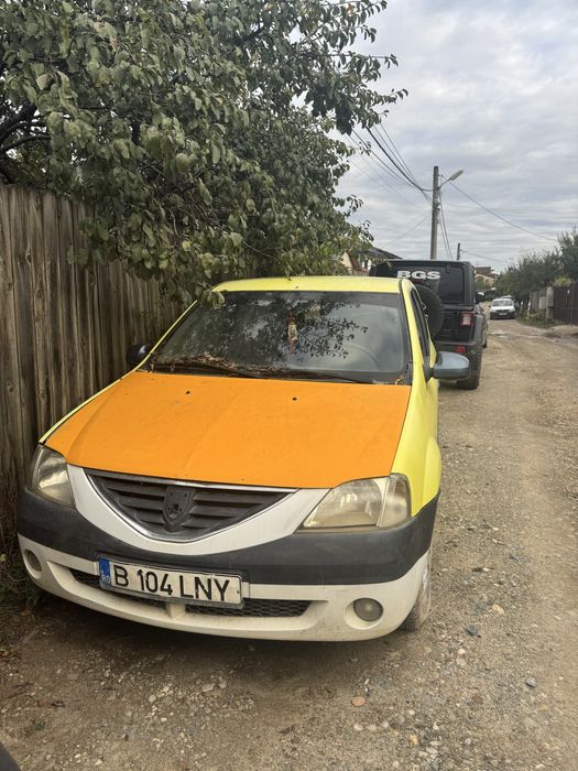 Vând Dacia Logan