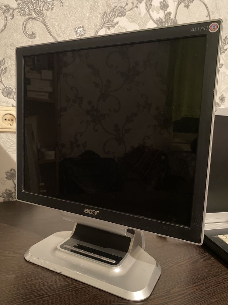 Acer монитор