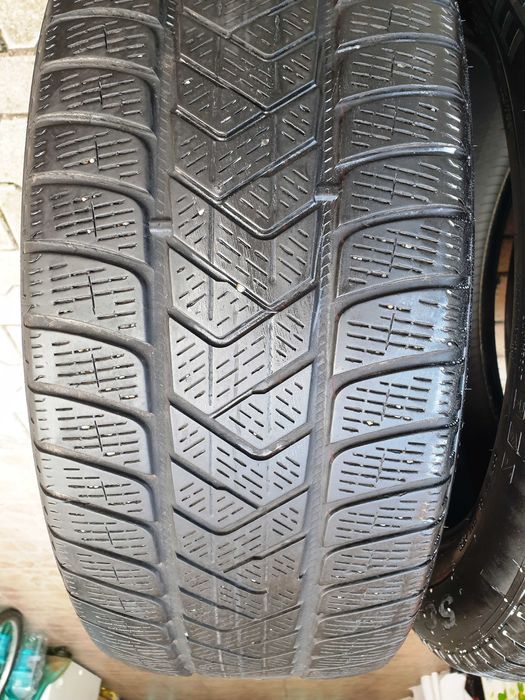 anvelope iarna 235/55/19 PIRELLI  fabricatie 2023