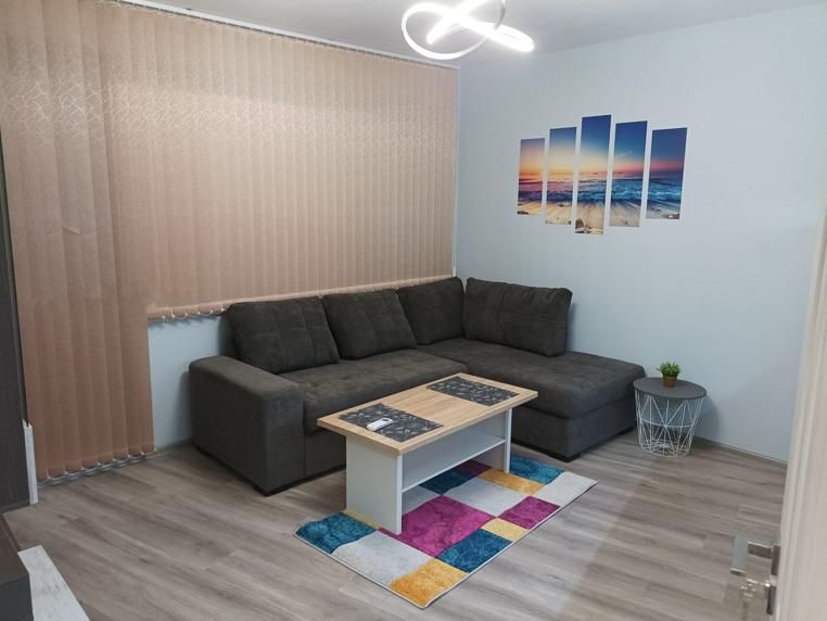 Двустаен апартамент в кв. Каменица 2