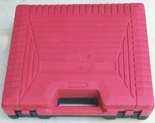 Набор для нарезания резьбы.