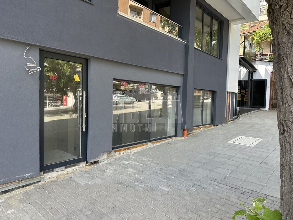 Продава се Магазин в Варна, Левски - 59 кв.м за 2865 €/кв.м - Снимка #1