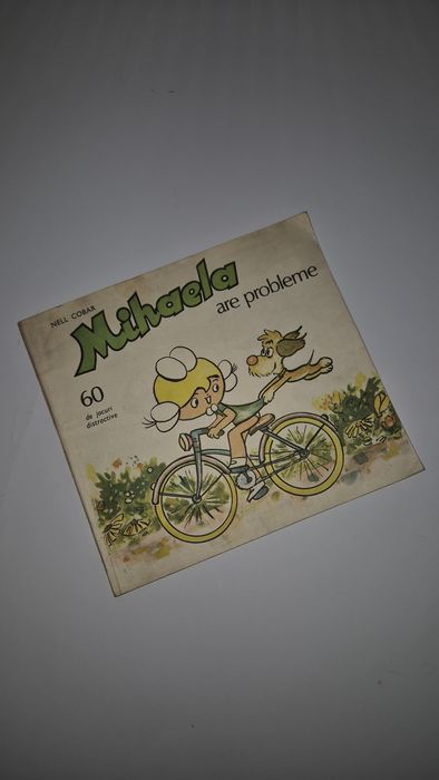 Mihaela are probleme carte copii perioada comunista