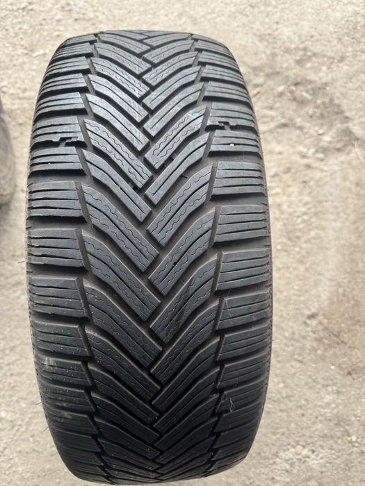 1x 225/45/17 Michelin