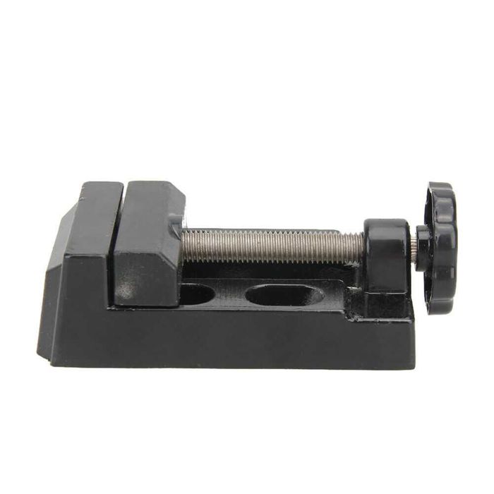 Sistem de fixare piese prin strangere. Nou!