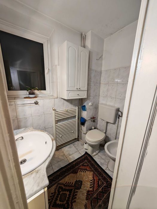 Vand apartament 2 camere decomandate complect mobilat si utilat