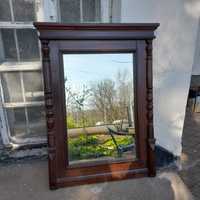 Старинно автентично огледало с дървена рамка и орнаменти