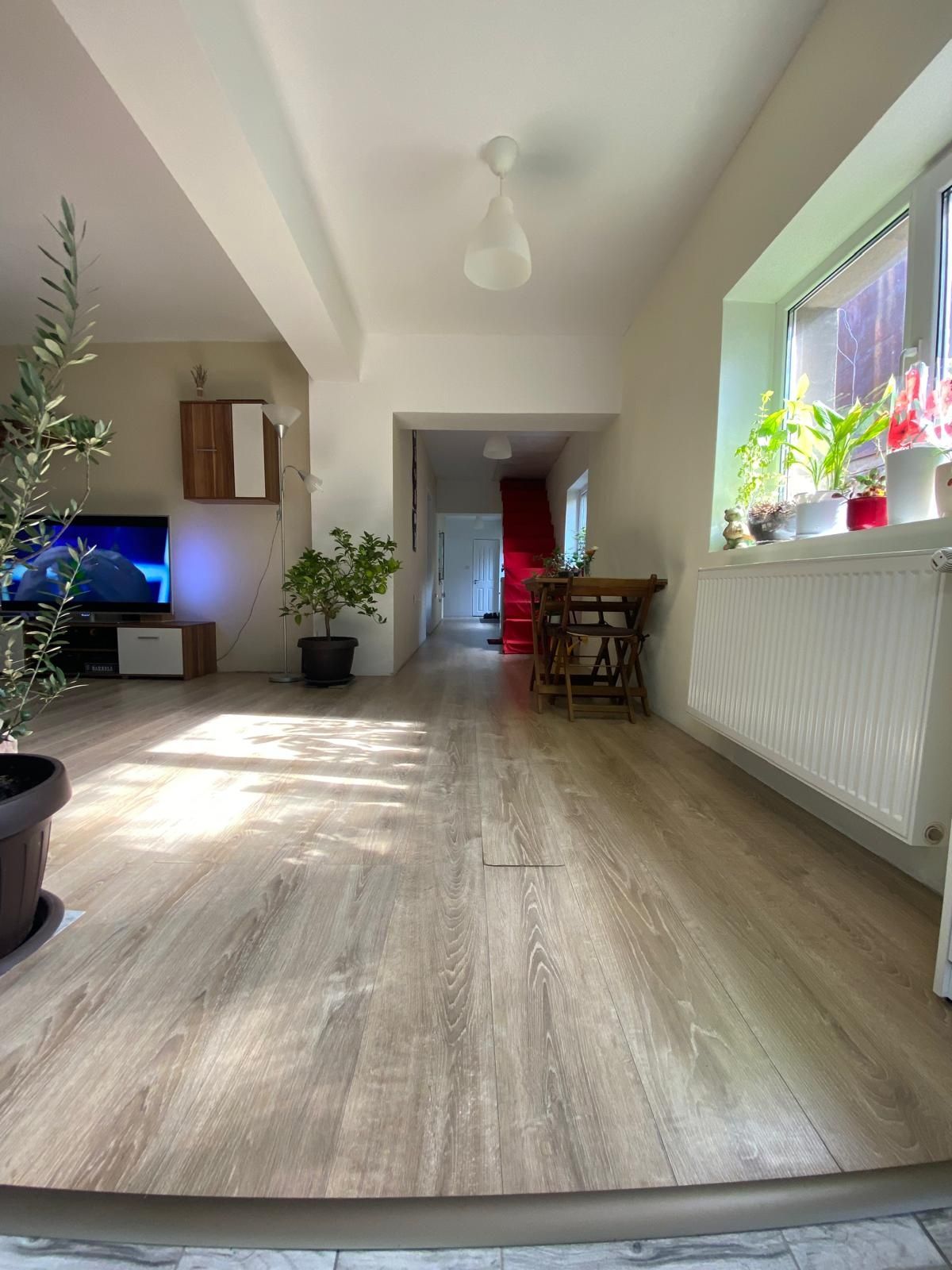 Casă de vânzare, 4 camere, zonă excelentă – Str. Cașin nr. 50