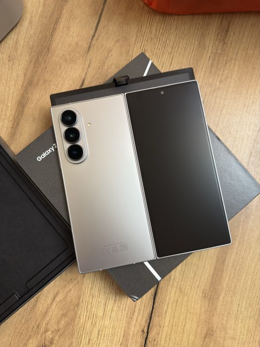 Почти новый ZFold 7