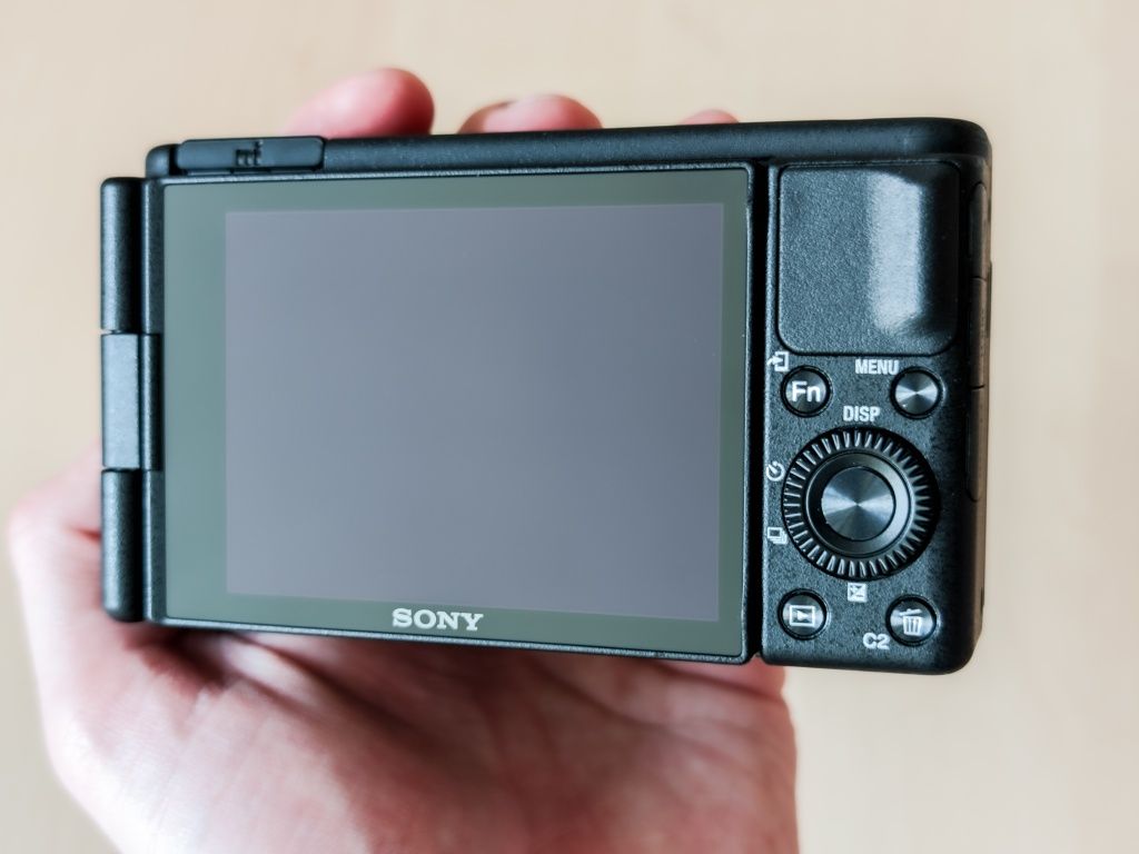 Sony ZV-1 (Vlogging Фотоапарат)