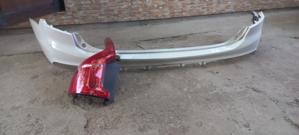 bara spate volvoxc90 și far dr grila fata A4 b8