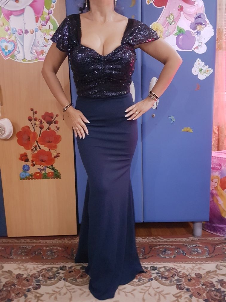 Rochie superba stil sirena la doar 60 lei