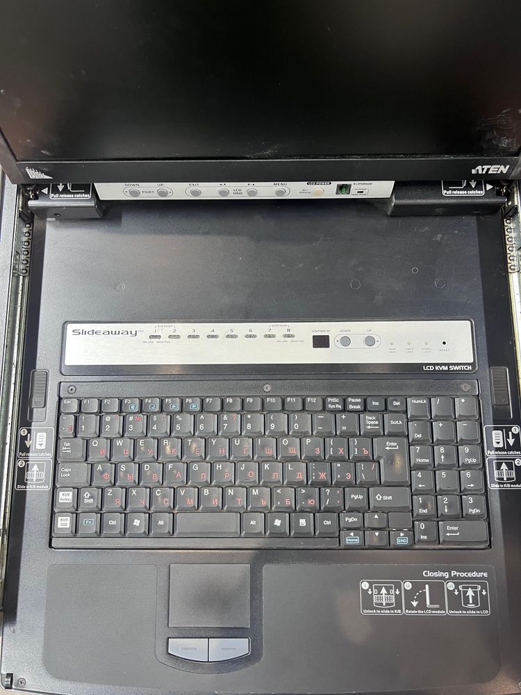 KVM консоль с переключателем ATEN