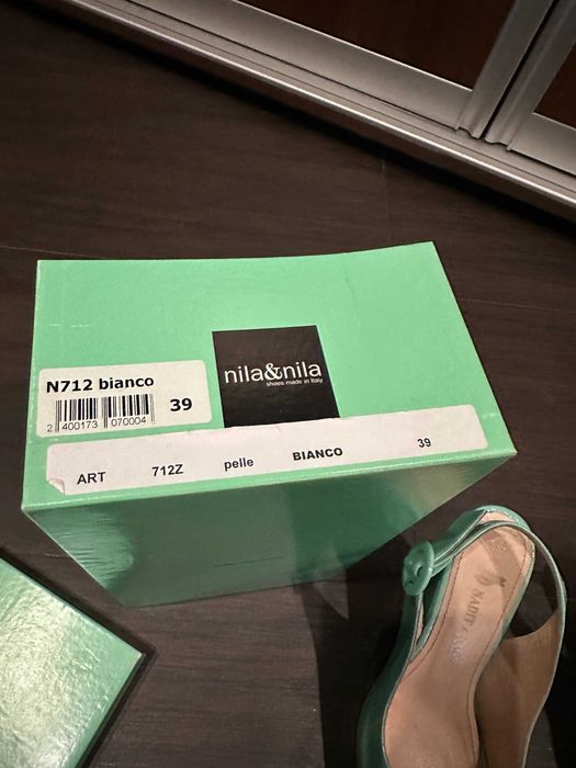 Дамски сандали на платформа в цвят мента Nadit & Nadit