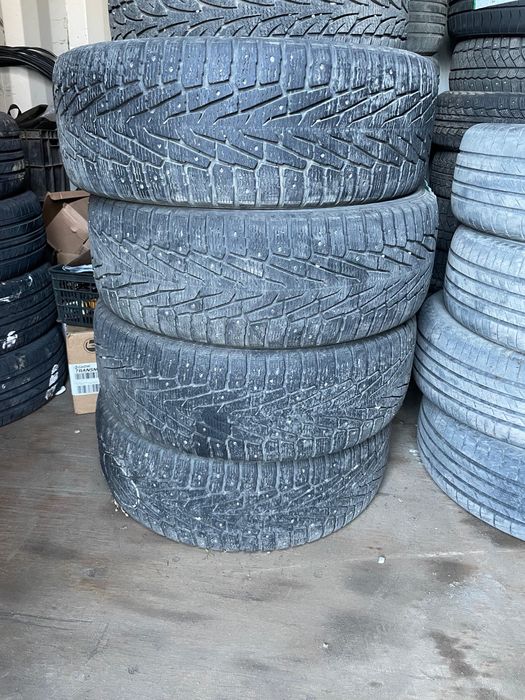 Продам Зимние шиные