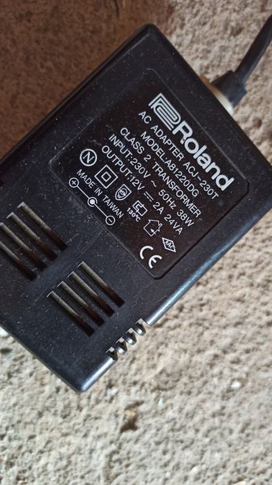 Roland EM 50за части