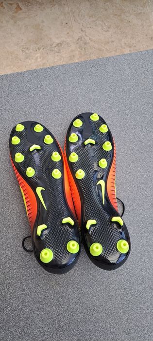 Ghete fotbal iarba Nike Mercurial noi 42.5