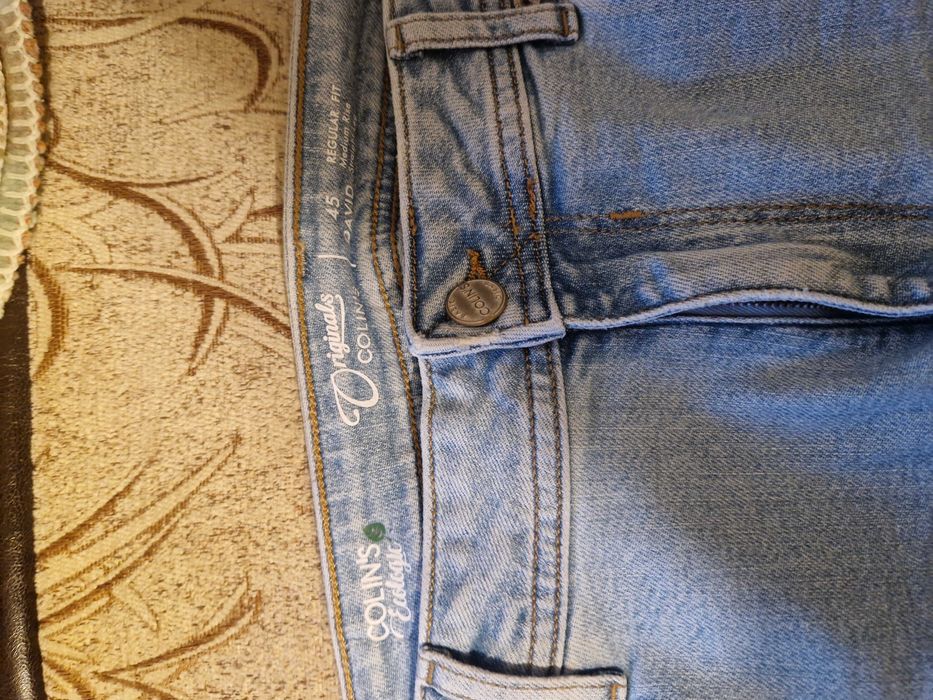 Pantaloni bărbătești