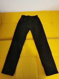 Levis 28 30 Dama blugi