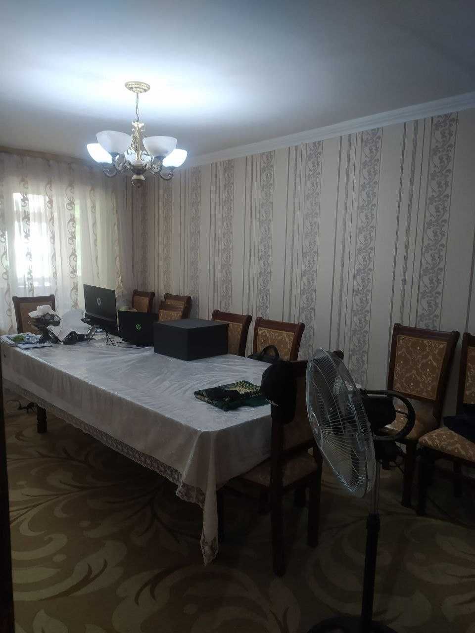 Продаётся квартира в Ташкенте