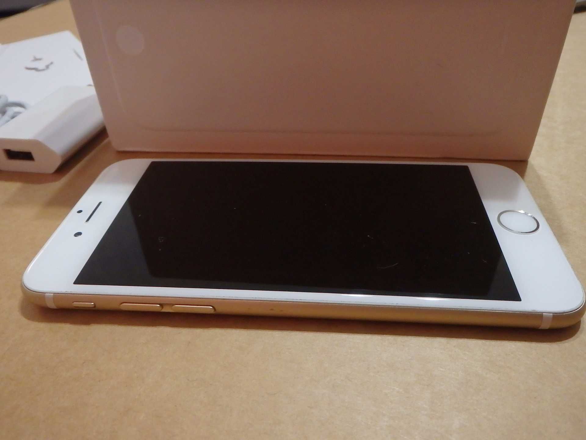 Apple iPhone6(A1586),iOS 12.5.7,бял/злато и черен/сребро