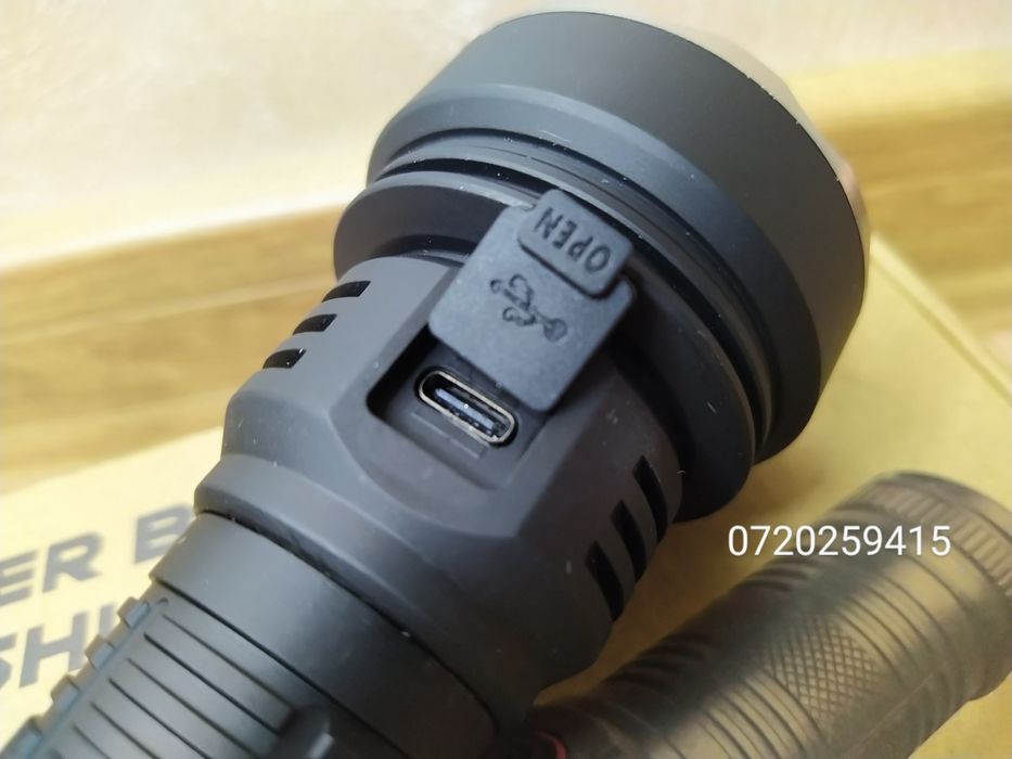 Lanterna Profesionala 19 LED-uri 3200LM, Reincarcabila + Cadou!