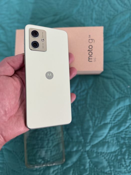 Продавам/Бартер Motorola G54 -Mint Green